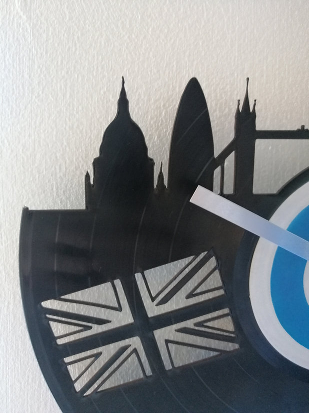 London Skyline Vinyl Clock close up 2