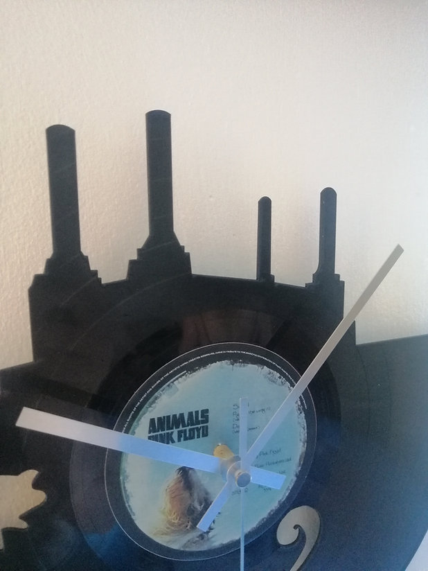 Pink Floyd Animals Vinyl Clock close up 1